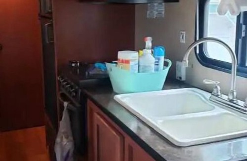 Midland House | "Glamping In The Beautiful Pacific Northwest"