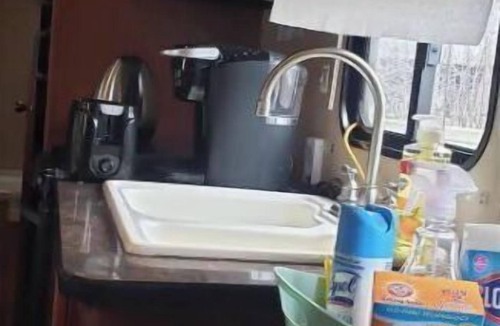 Midland House | "Glamping In The Beautiful Pacific Northwest"