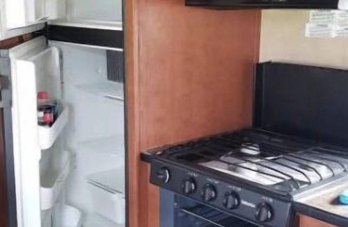 Midland House | "Glamping In The Beautiful Pacific Northwest"