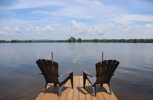 Plantagenet RV Rental | Glamping in the Captain’s Quarters!