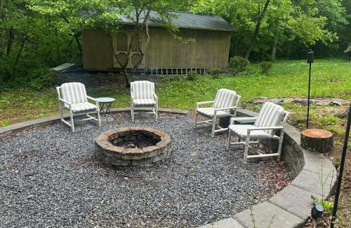 Hendersonville Other | Glamping in the smoky mountains