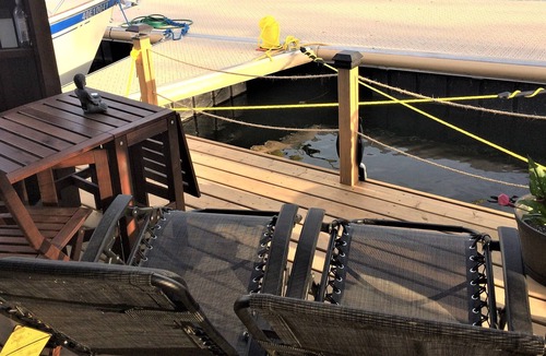 Lacolle Cabin | Glamping on the water
