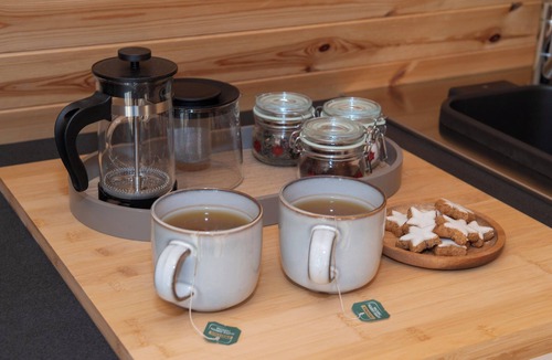 Muston Cottage | Glamping Pod 2 Presence