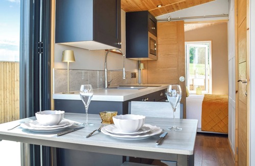 Skelmersdale Apartment | Glamping Pod 2 - UK49904