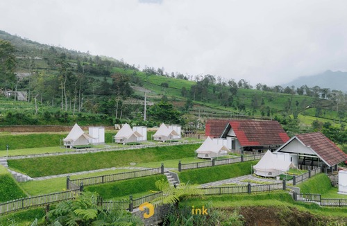 Wonosobo RV Rental | Glamping Telaga Menjer By Travelink