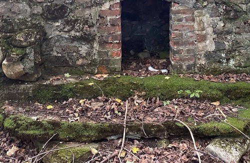 Middle Grove RV Rental | Glamping Tent/ electricity/ on stream