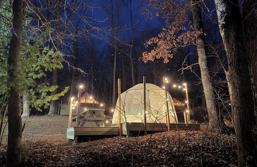 Stanton RV Rental | Glamping Tent in Red River Gorge w/Heater and Hot Tub