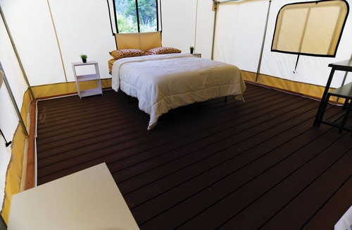 Klamath RV Rental | Glamping tent on the river.