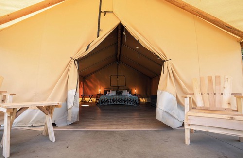 Copalis Beach Cottage | Glamping tent Village
