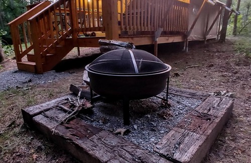 Coalmont House | Glamping Tent with Covered Deck