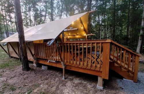 Coalmont Other | Glamping Tent with Deck and Fire Pit - State Parks, Waterfalls, Hiking Trails, Near The Caverns