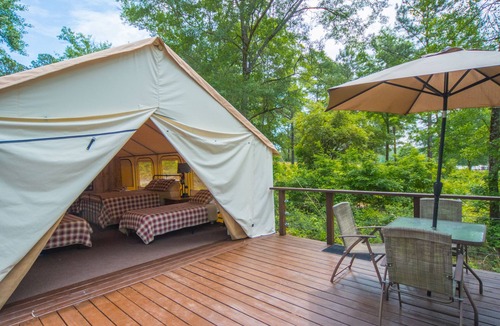 Rupert Cabin | Glamping tents overlooking a 70 acre lake