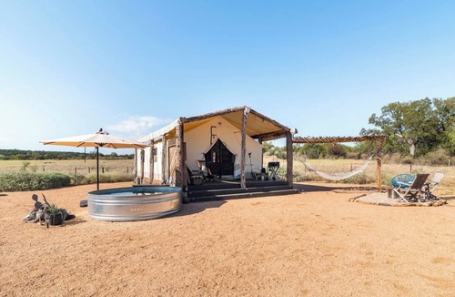 Llano House | Glamping under the Stars + Pool TX Hill Country