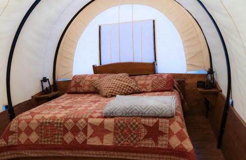 Page Other | Glamping Wagon - Page lake Powell Campground