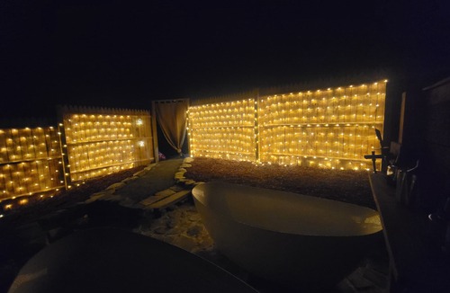 Mount Vision RV Rental | Glamping with soaking tubs in Upstate New York!