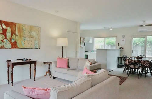 Queenscliff Villa | GLAN MOR at Queenscliff