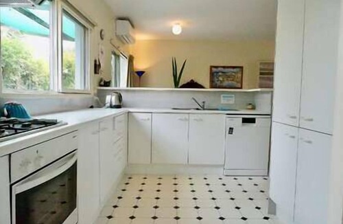 Queenscliff Villa | GLAN MOR at Queenscliff