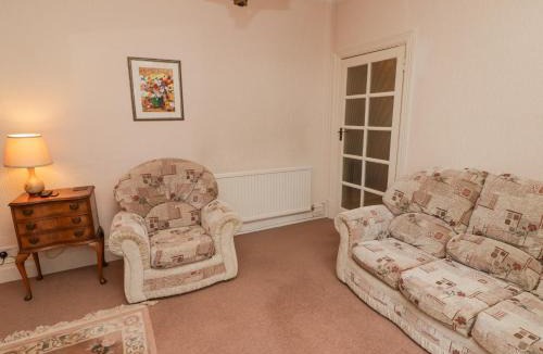 Ystradgynlais House | Glan Yr Afon