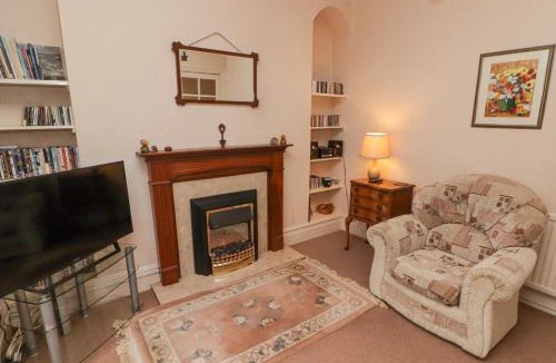 Ystradgynlais House | Glan Yr Afon