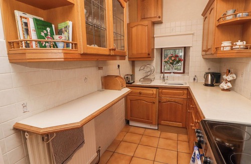 Gorseinon Cottage | Glan Yr Afon