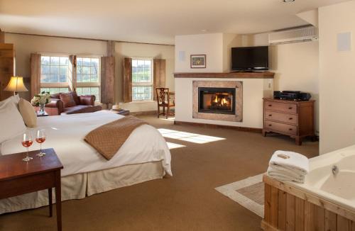 Fogelsville Hotel | Glasbern