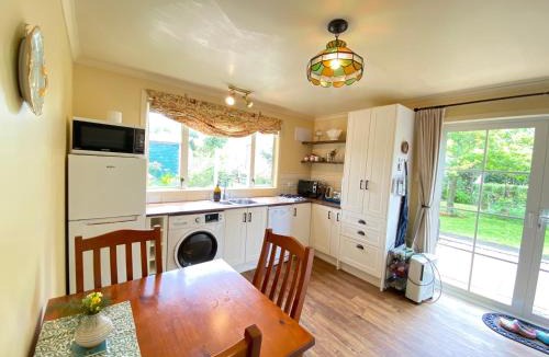 Patea House | Glascroft Gardens - Bed & Breakfast