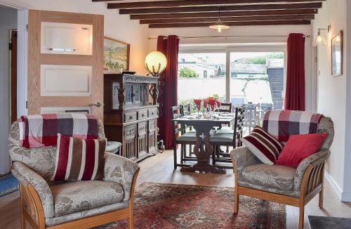 Llansantffraed House | Glasfor