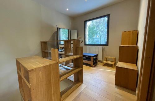 Boutonnet Villa | Glass and wood designer villa with garden in centertown