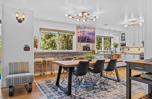 Ponderosa Palisades House | Glass House Hot Tub, Sauna, Gym