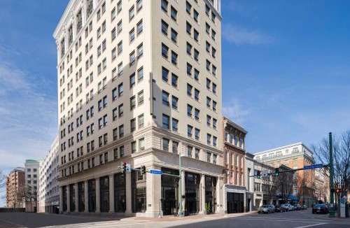 Downtown Hotel | Glass Light Hotel & Gallery, Autograph Collection