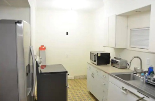 Pittsburg Apartment | Glass Loft - Spacious 2 bedroom downtown loft