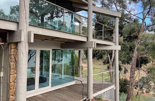Taylor Bay House | Glasshouse at Lake Eildon