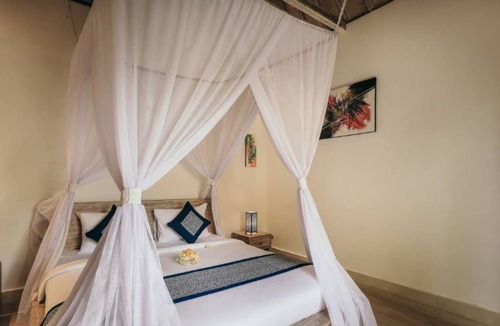 Mas Bed & Breakfast | Glassy Tranquility Nature Vibes