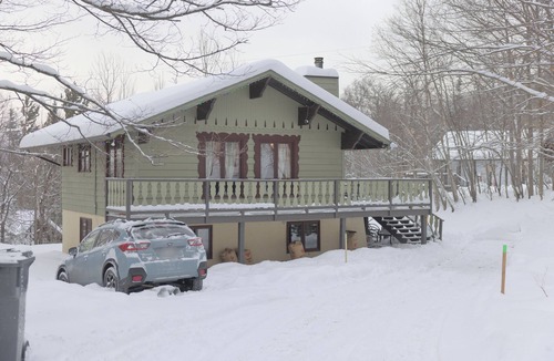 Sainte-Agathe-des-Monts Ski Chalet | Glazonki cozy chalet