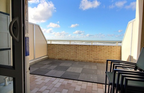 Berck-sur-Mer Apartment | GLB106 : Appt 4 pers, Ideally located with terrace facing the sea private parking