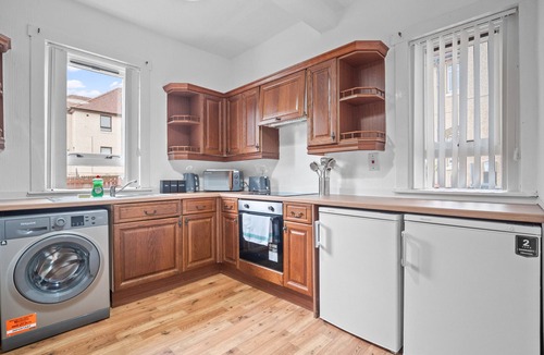 Whitburn Apartment | Glebe 2 Bedroom Apartment - Whitburn