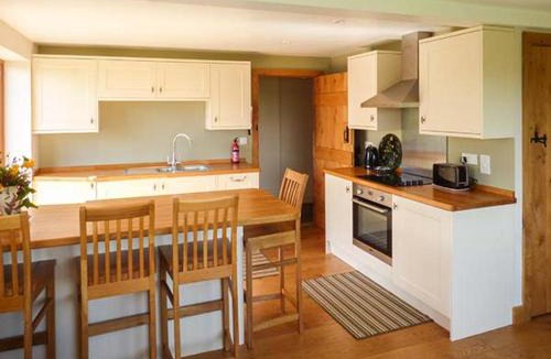 Coed-Y-Paen House | Glebe Farm Cottage