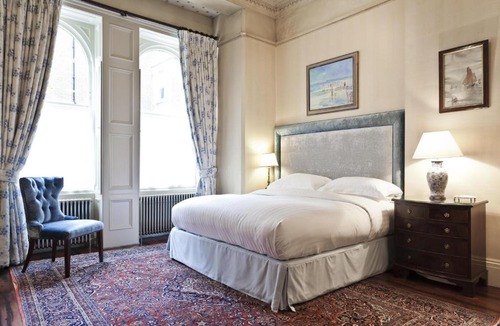 South Kensington Apartment | Gledhow Gardens by Onefinestay