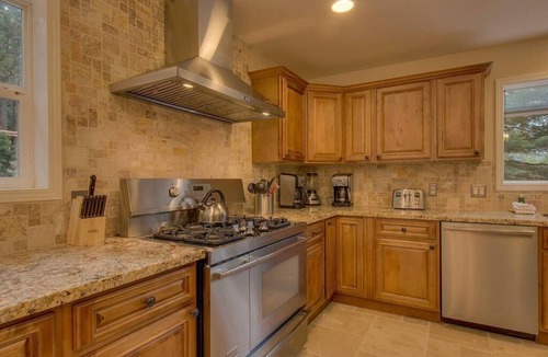 Country Club Estates House | Glen Eagles 9 BR-Spa,Sauna,Pool Table,AC