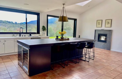 Glen Ellen House | Glen Ellen Oasis With Stunning Views