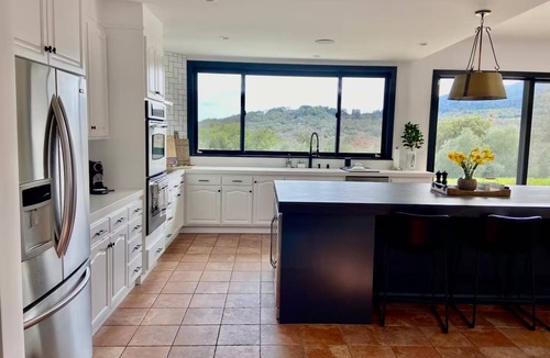 Glen Ellen House | Glen Ellen Oasis With Stunning Views