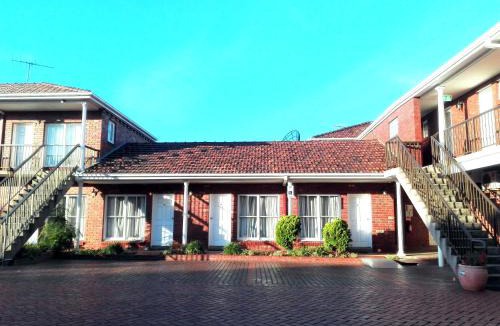 Glen Waverley Hotel | Glen Inn