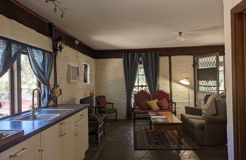 Clare Bed & Breakfast | Glen Morris, Wuthering Heights ~ Dog friendly