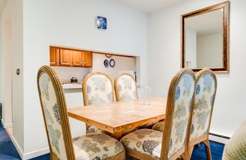 Chautauqua Apartment | Glen Park C4 condo