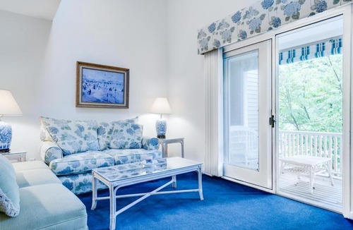 Chautauqua Apartment | Glen Park C4 condo