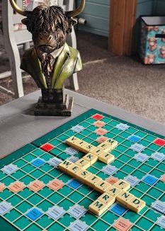 Cumnock House | Glen Roe - 3 Bed Lodge on Friendly Farm Stay