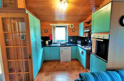 Cumnock House | Glen Roe - 3 Bed Lodge on Friendly Farm Stay