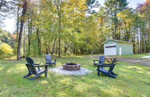 Town of Lumberland House | Glen Spey Cabin with Deck: 1 Mi to Mohican Lake!