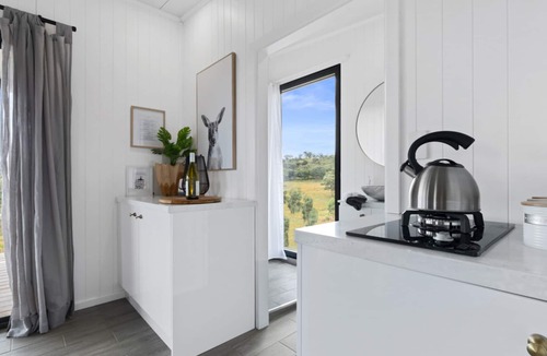 Windeyer Hotel | Glenayr Farm