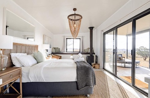 Windeyer Hotel | Glenayr Farm